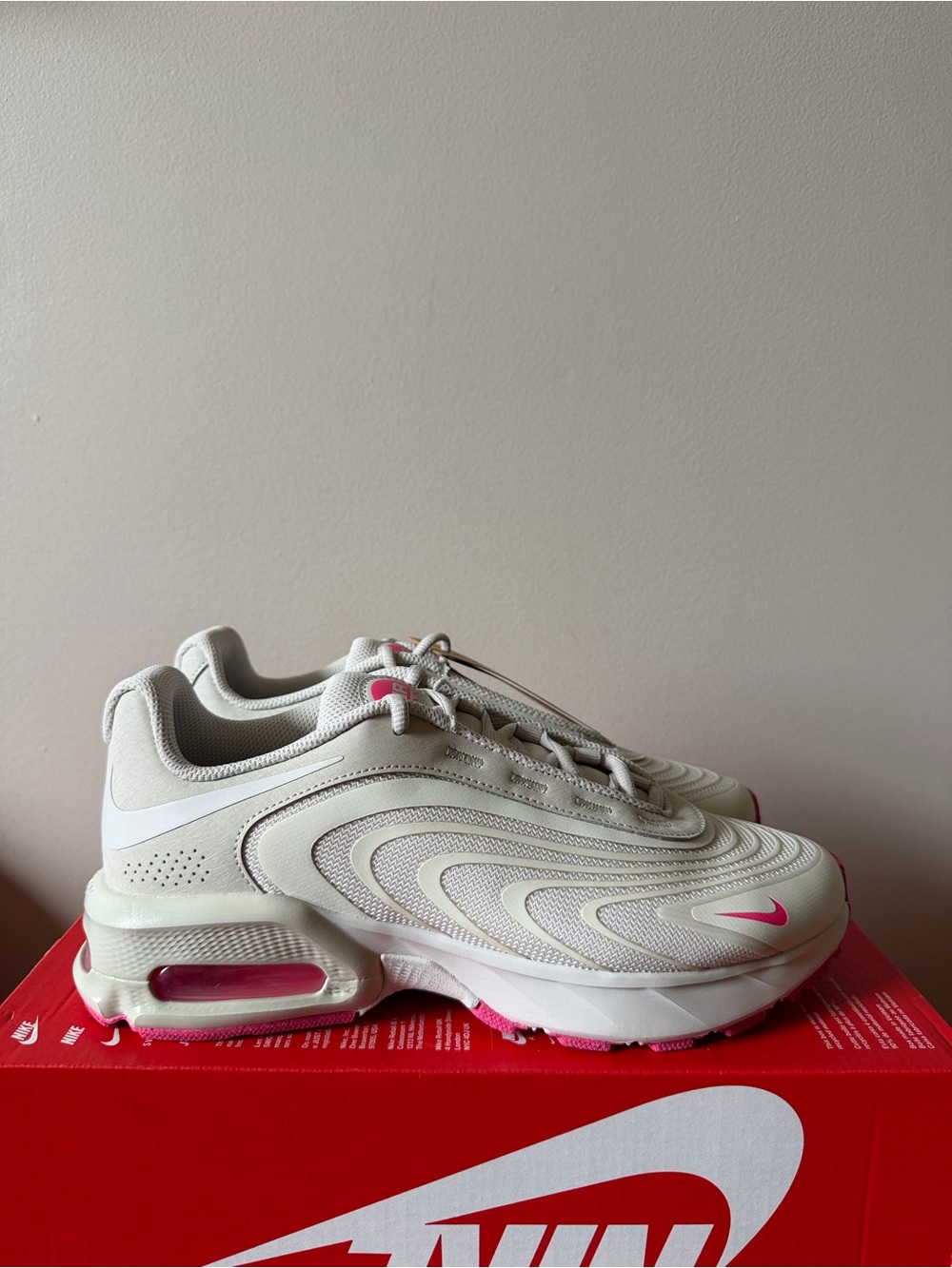 Nike Air Max Fire Hyper Pink IF2620-002 Women’s Size 10